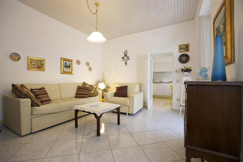 Apartament Piazzale Italia Oggebbio Zewnętrze zdjęcie